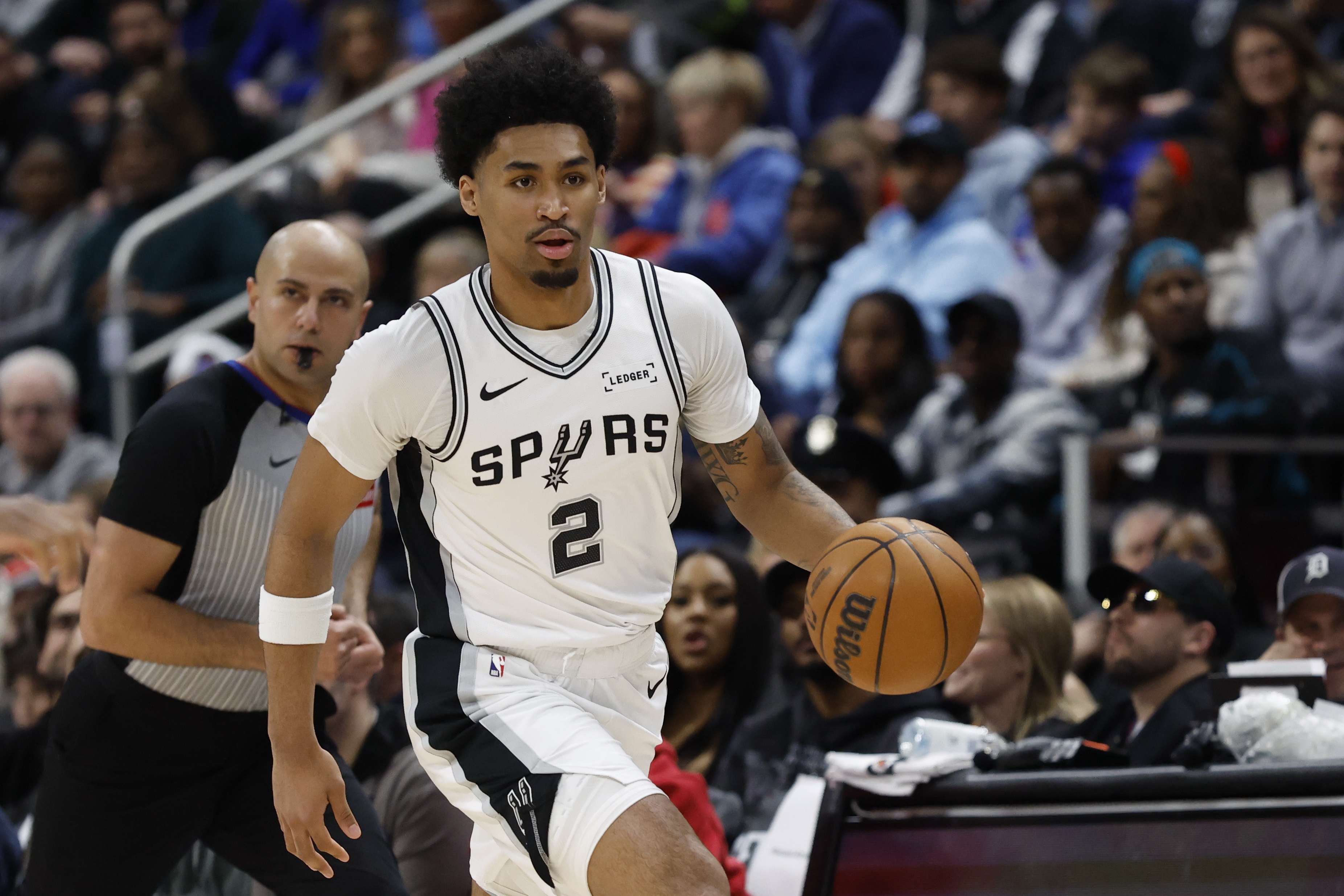 乐鱼体育官网-迪伦·哈珀：客场能体验不同城市很酷 但这种5连客后我只想回家